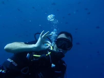 Try Scuba (1 Dive)